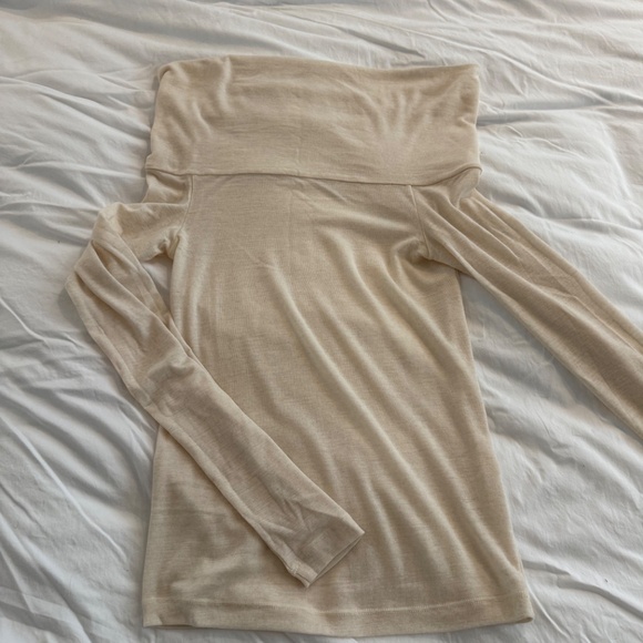 Off shoulder sweater, 100% wool - Picture 3 of 3